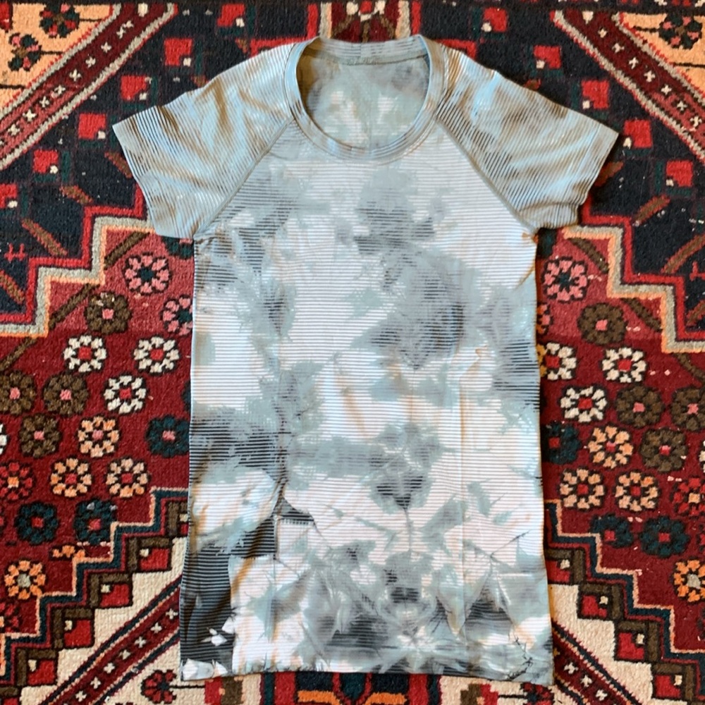Lululemon Swiftly Tech Short Sleeve 2.0 Gray Shibori Top